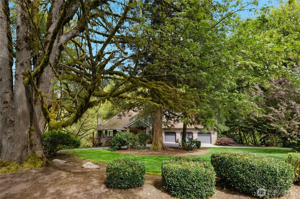 14124 229th Drive SE Issaquah WA 98027