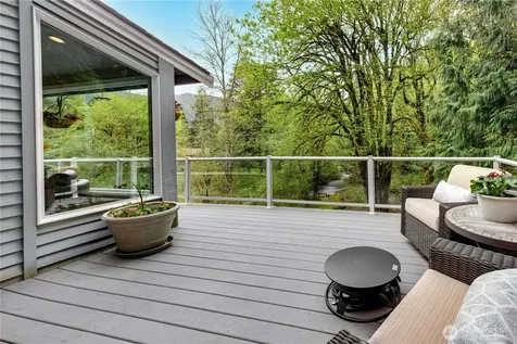 14124 229th Drive SE Issaquah WA 98027