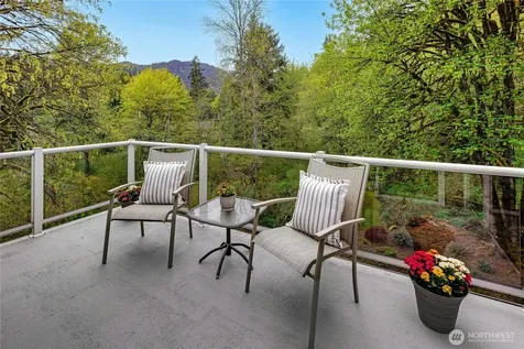 14124 229th Drive SE Issaquah WA 98027