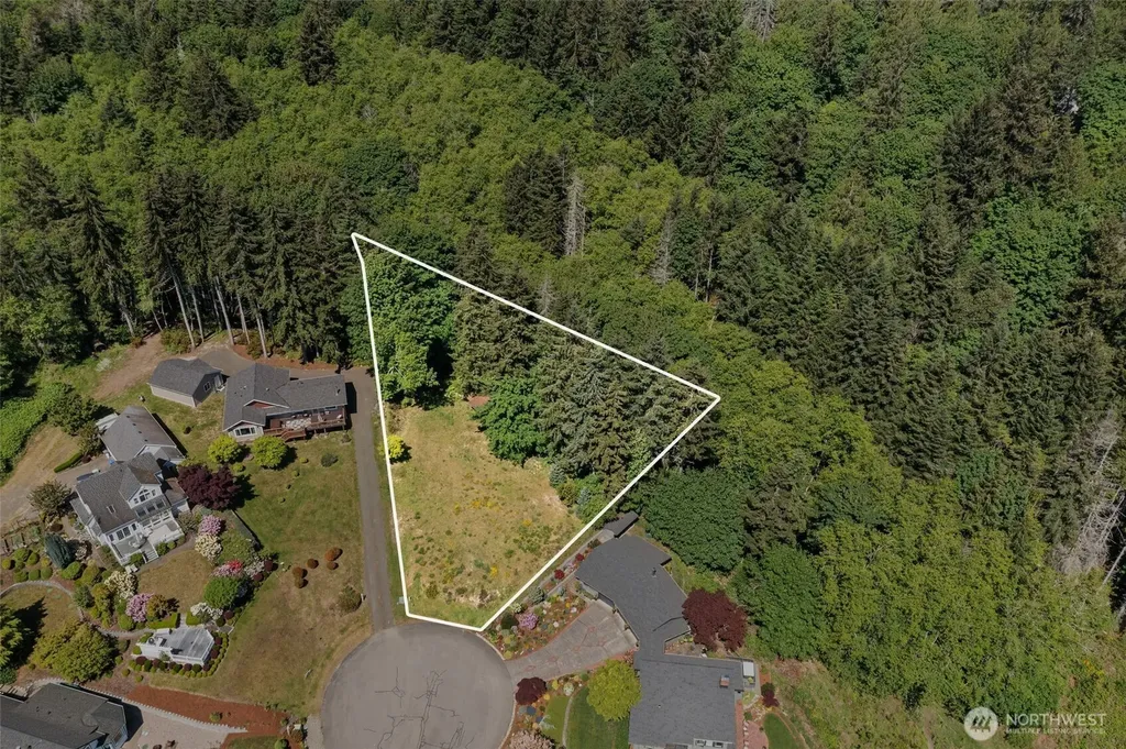 15 E Smith Cove Way Shelton WA 98584