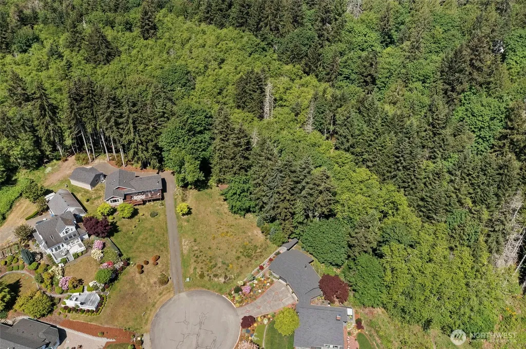 15 E Smith Cove Way Shelton WA 98584