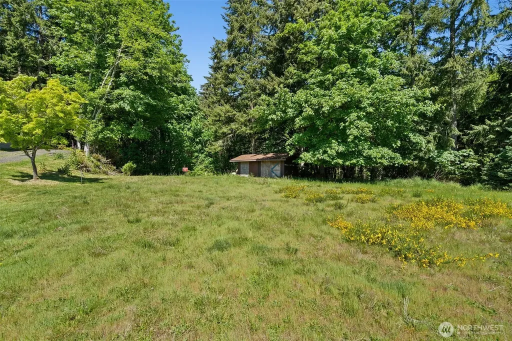 15 E Smith Cove Way Shelton WA 98584