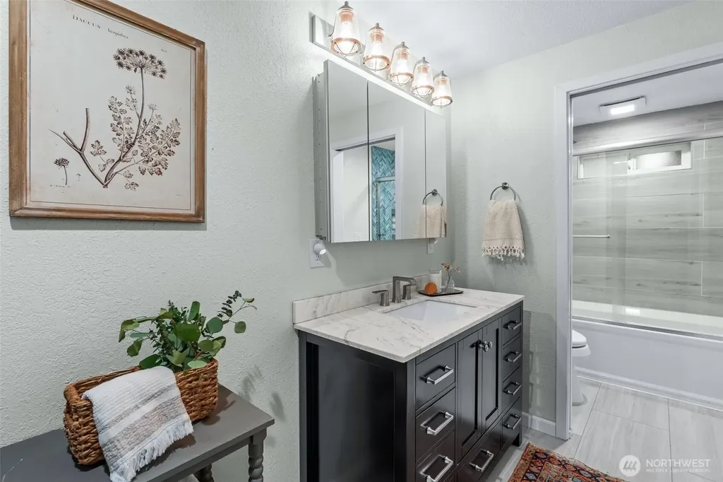 9922 132nd Street NW Gig Harbor WA 98329