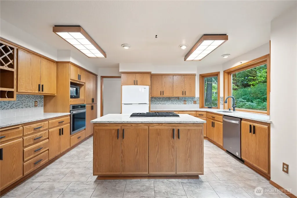 165 Tanglewood Drive Longview WA 98632
