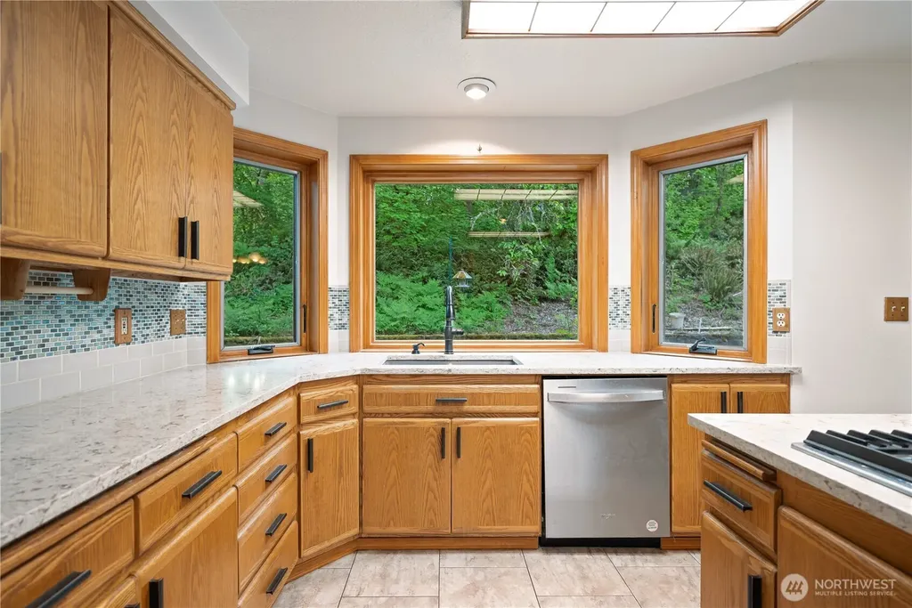 165 Tanglewood Drive Longview WA 98632