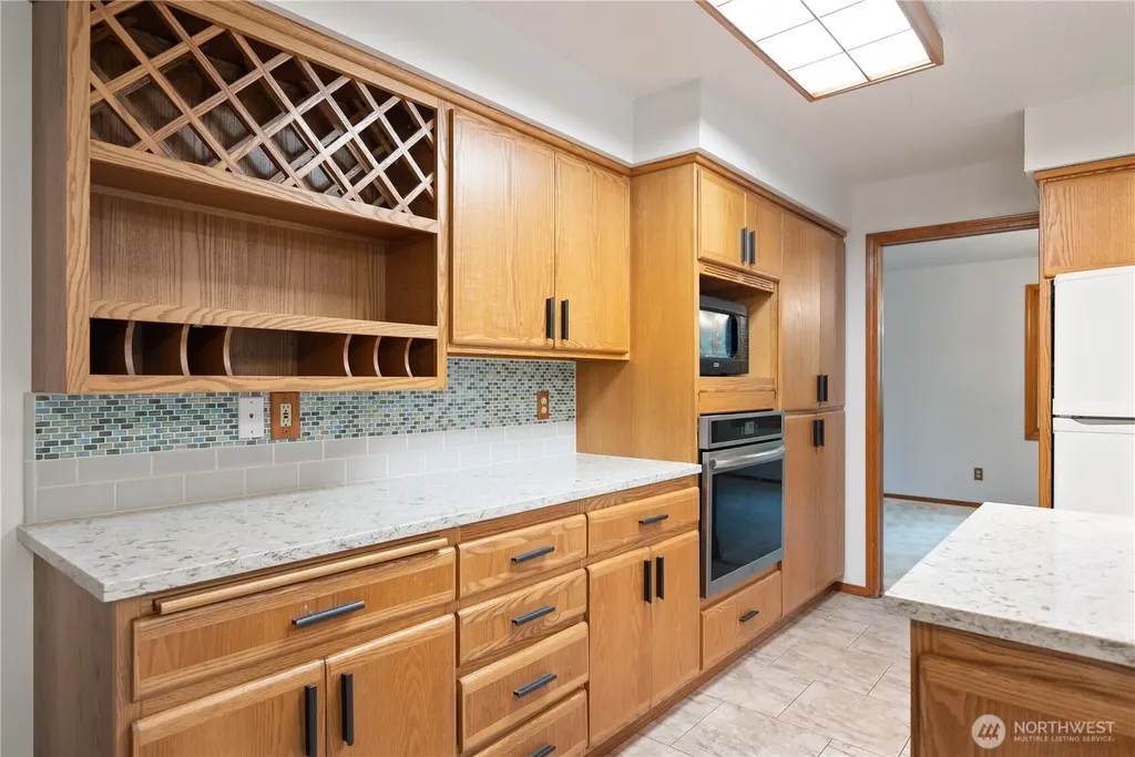 165 Tanglewood Drive Longview WA 98632