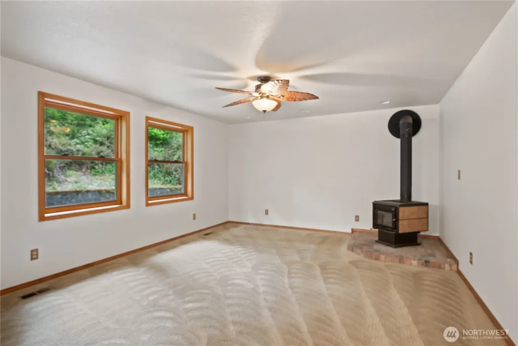 165 Tanglewood Drive Longview WA 98632