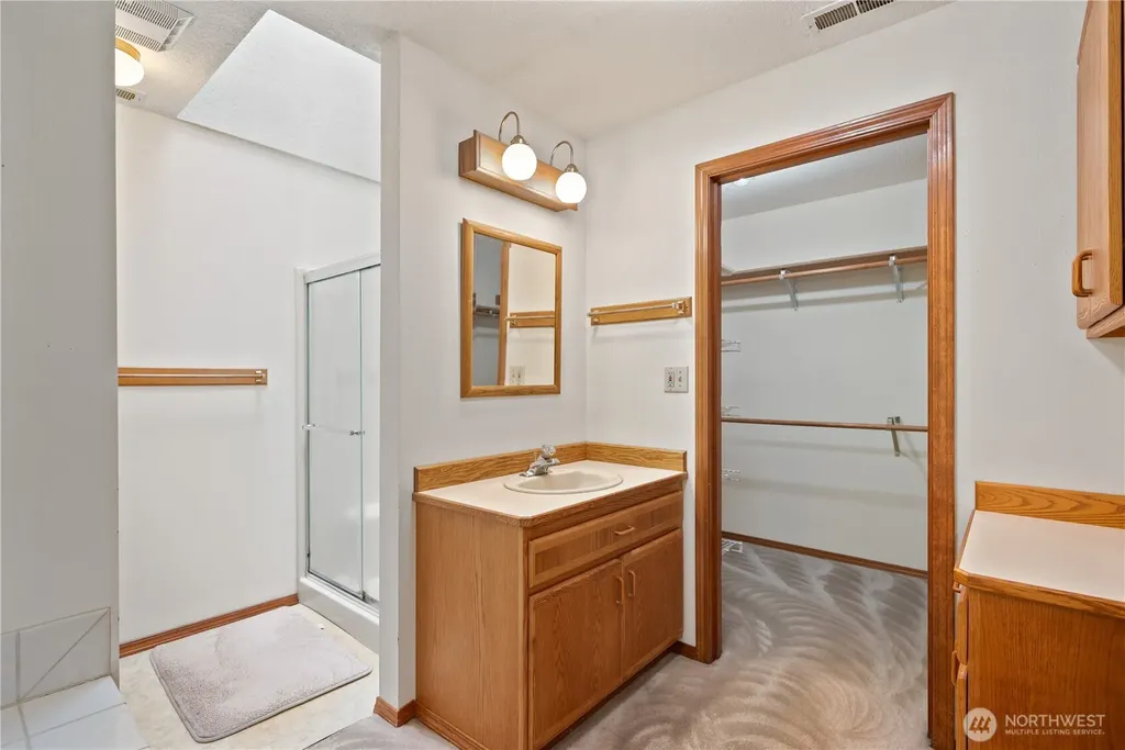 165 Tanglewood Drive Longview WA 98632