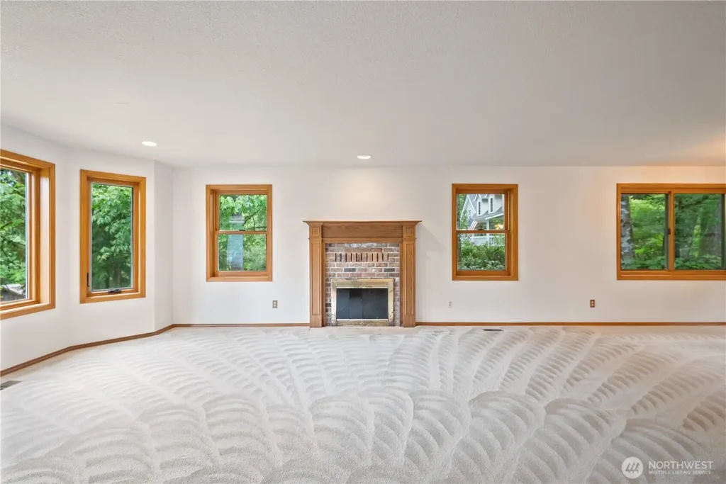165 Tanglewood Drive Longview WA 98632