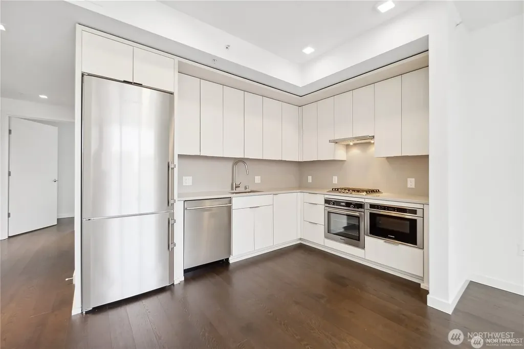 590 1st Avenue S Seattle WA 98104