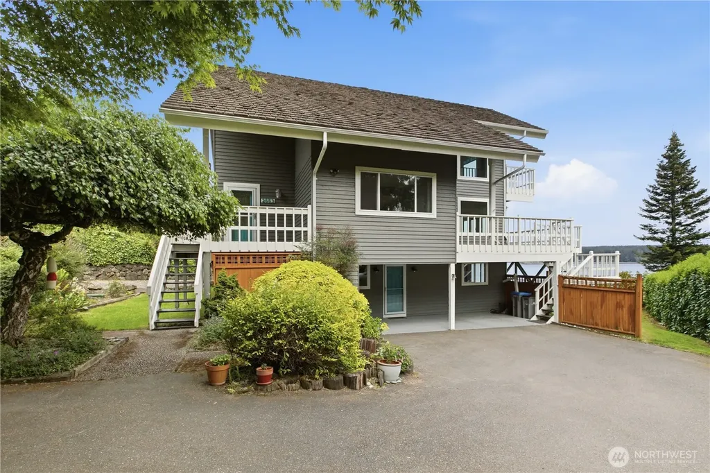 2653 NE Fern Glen Road Poulsbo WA 98370