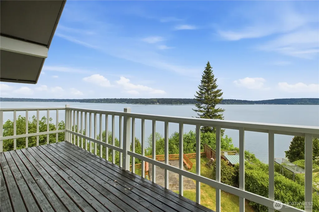 2653 NE Fern Glen Road Poulsbo WA 98370