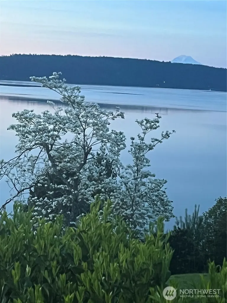 2653 NE Fern Glen Road Poulsbo WA 98370