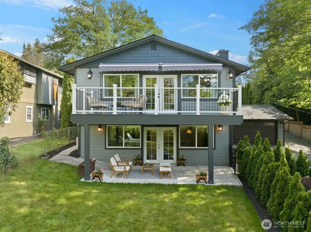 133 N 205th Street Shoreline WA 98133