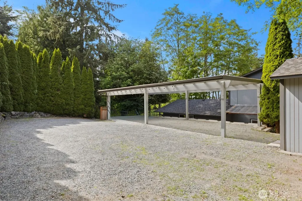 133 N 205th Street Shoreline WA 98133