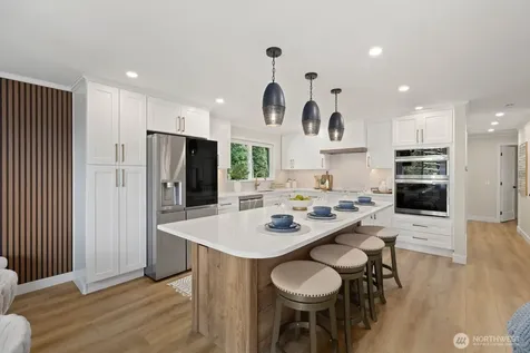 133 N 205th Street Shoreline WA 98133