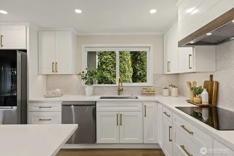 133 N 205th Street Shoreline WA 98133