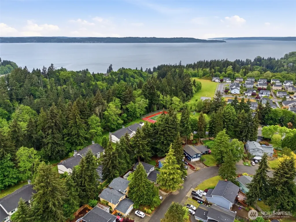 31500 33rd Place SW Federal Way WA 98023