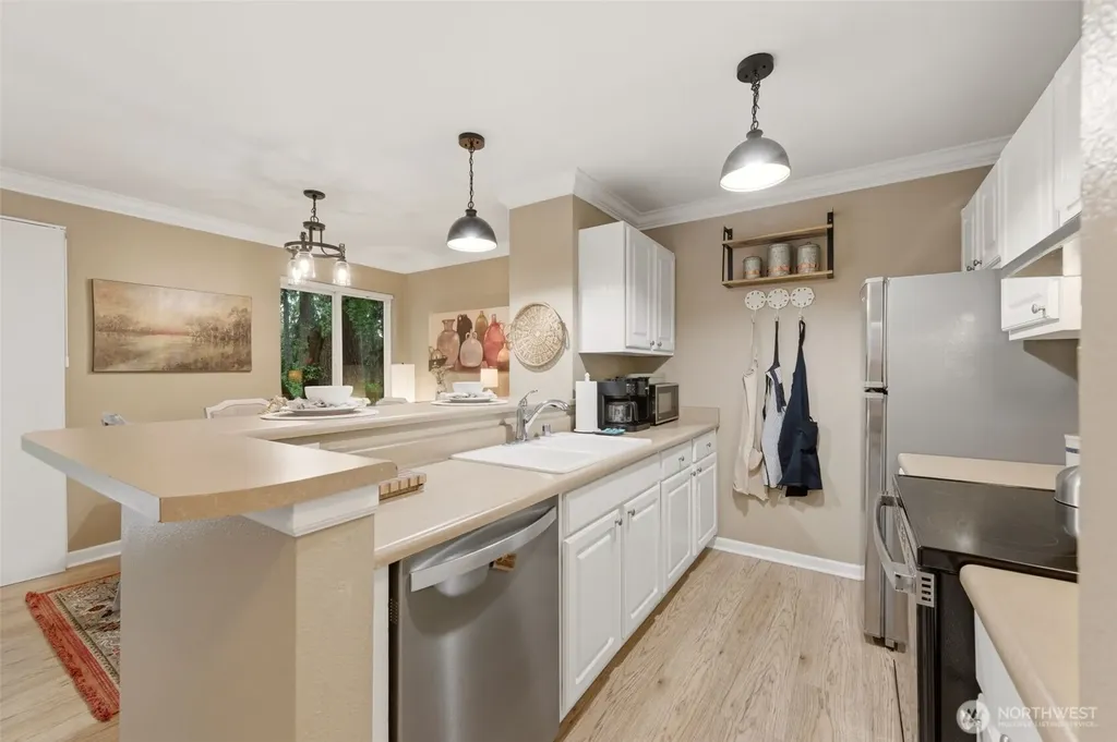 31500 33rd Place SW Federal Way WA 98023