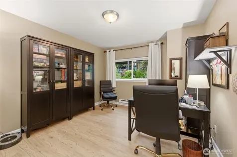31500 33rd Place SW Federal Way WA 98023