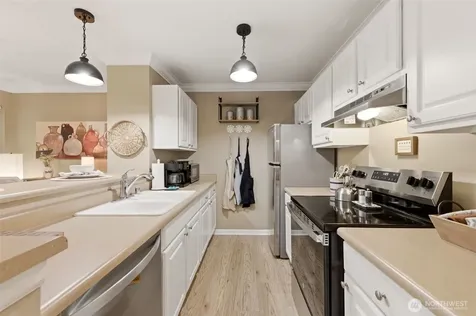 31500 33rd Place SW Federal Way WA 98023