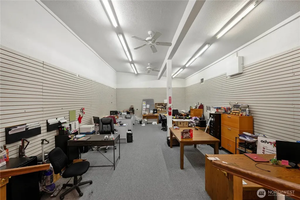16404 Highway 99 Lynnwood WA 98037