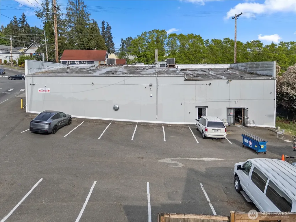 16404 Highway 99 Lynnwood WA 98037