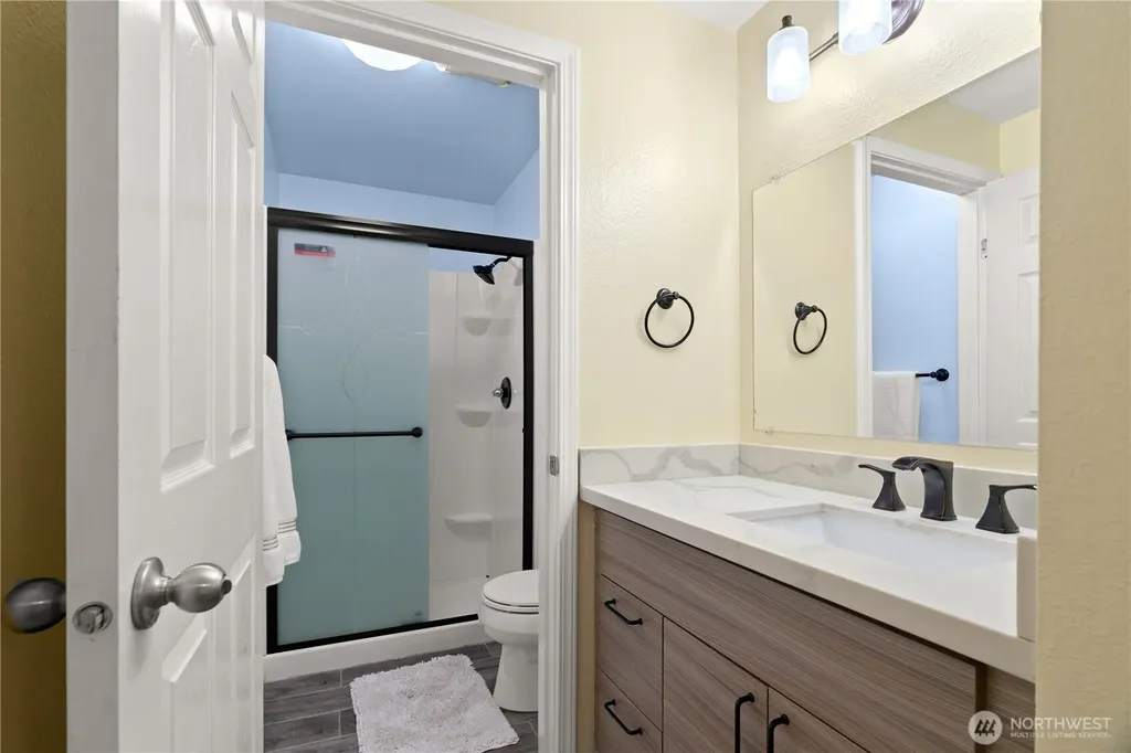 12618 100th Lane NE Kirkland WA 98034