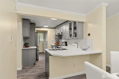 12618 100th Lane NE Kirkland WA 98034