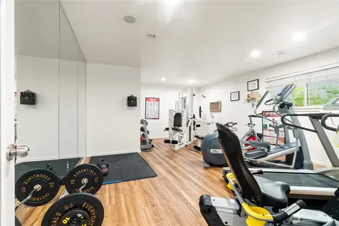 12618 100th Lane NE Kirkland WA 98034