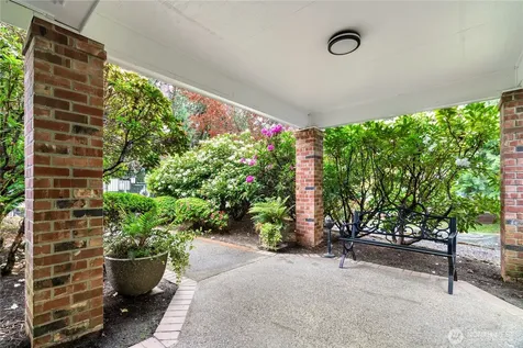 12618 100th Lane NE Kirkland WA 98034