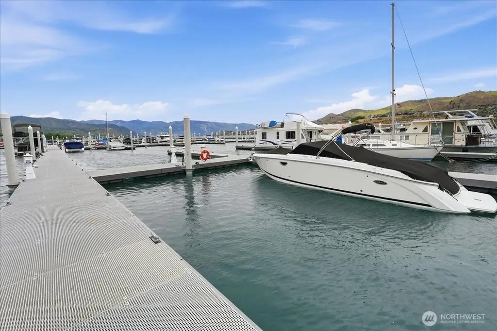 1350 W Woodin Chelan WA 98816