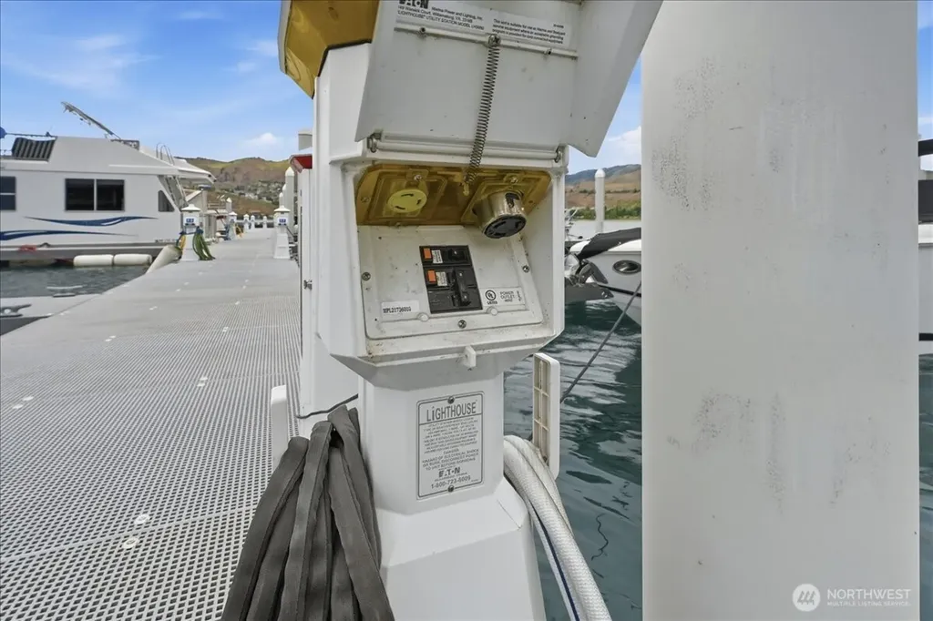 1350 W Woodin Chelan WA 98816