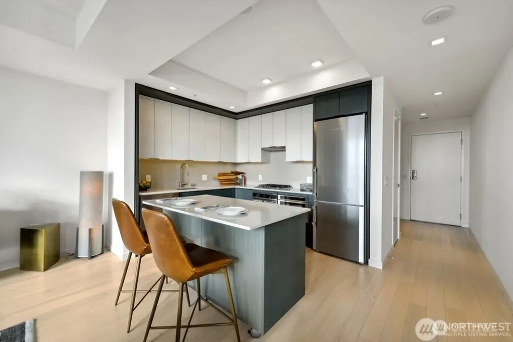 590 1st Avenue S Seattle WA 98104