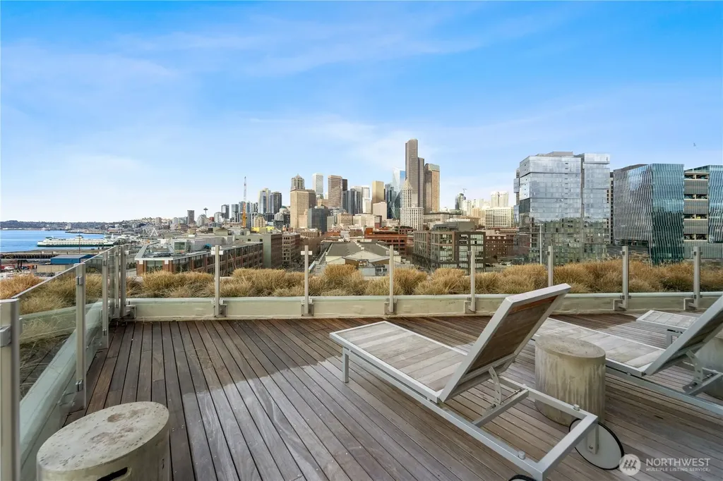 590 1st Avenue S Seattle WA 98104