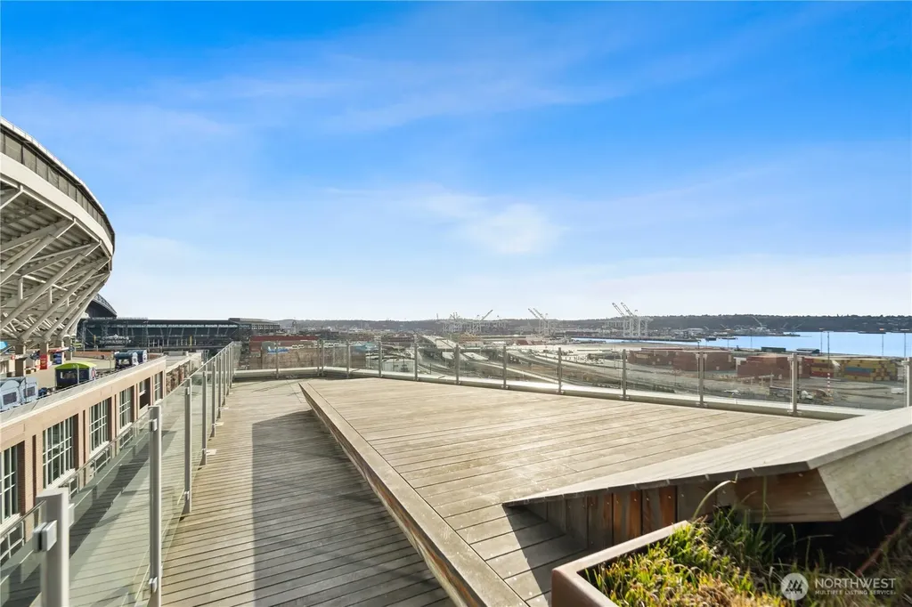 590 1st Avenue S Seattle WA 98104