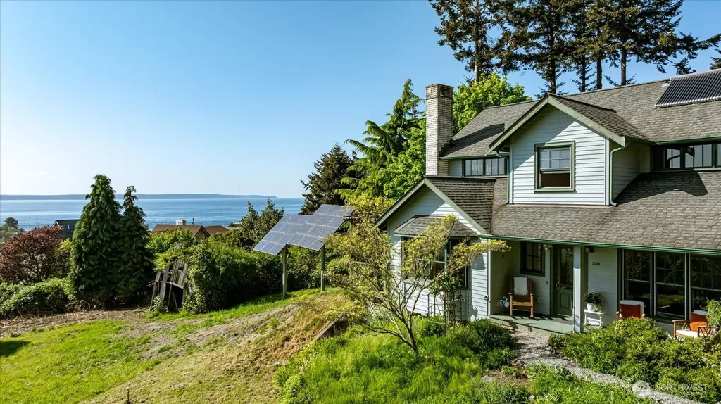 321 Windantide Place Freeland WA 98249