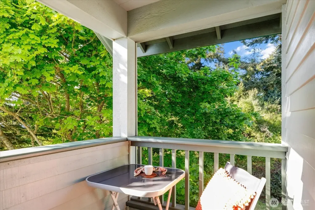 321 Windantide Place Freeland WA 98249