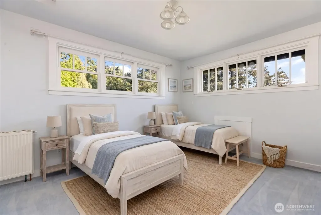 321 Windantide Place Freeland WA 98249