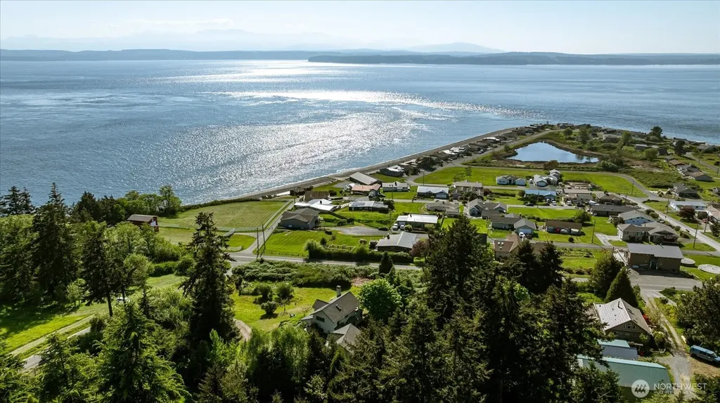 321 Windantide Place Freeland WA 98249