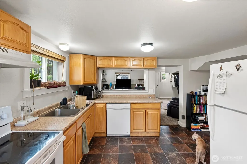 1536 Pennsylvania Avenue Bremerton WA 98337