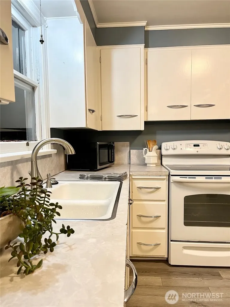 1536 Pennsylvania Avenue Bremerton WA 98337