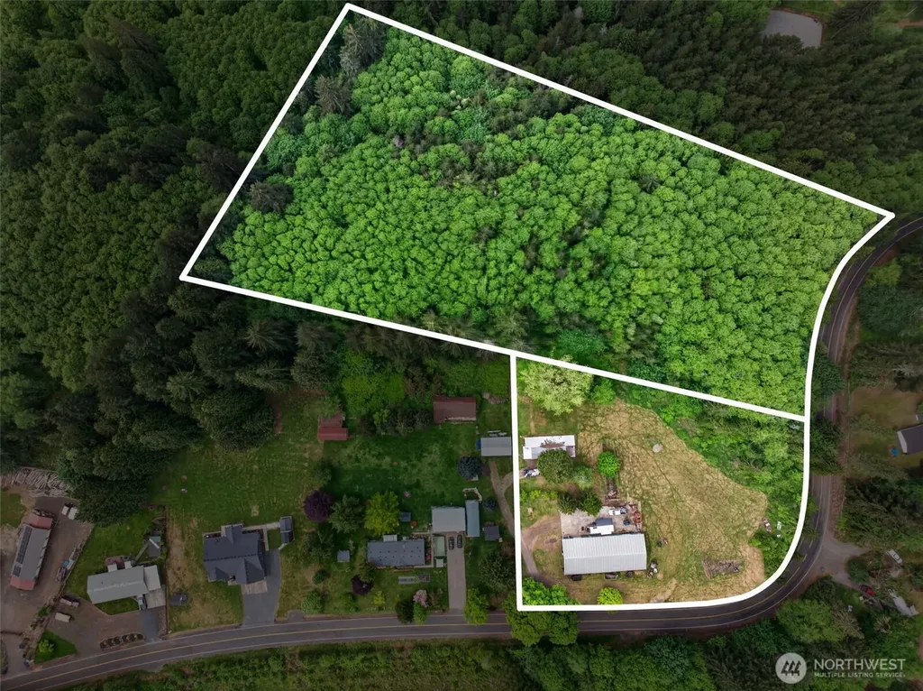943 Fall Creek Road Longview WA 98632