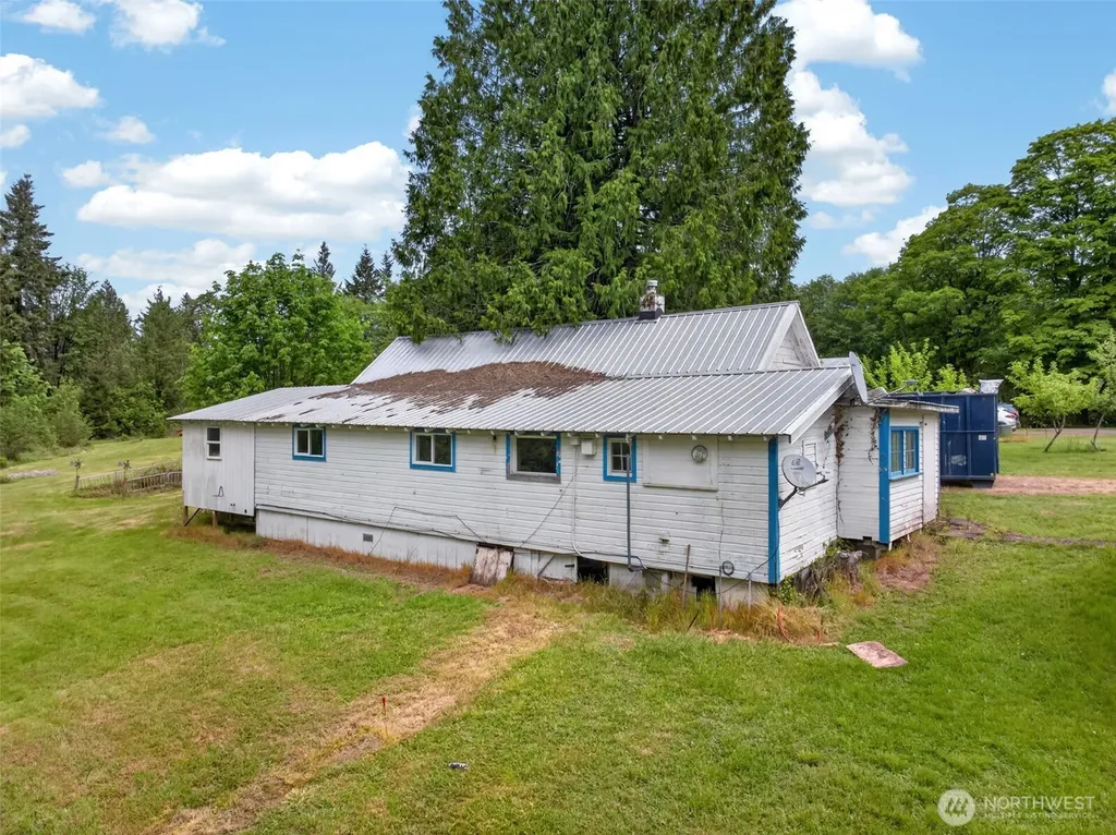 943 Fall Creek Road Longview WA 98632