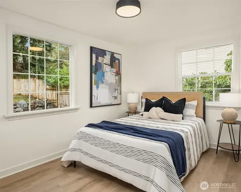 12517 22nd Avenue NE Seattle WA 98125
