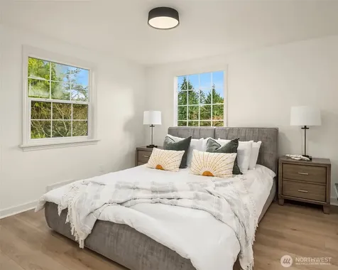 12517 22nd Avenue NE Seattle WA 98125