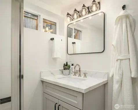 12517 22nd Avenue NE Seattle WA 98125