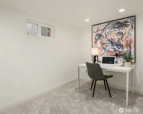 12517 22nd Avenue NE Seattle WA 98125