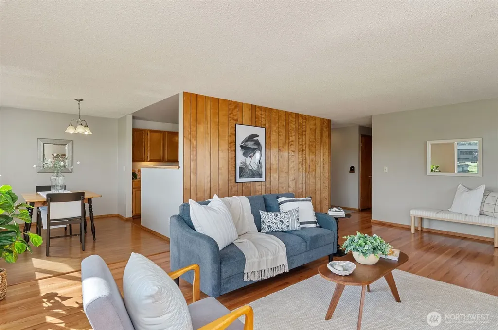 18390 E State Route 3 Allyn WA 98524