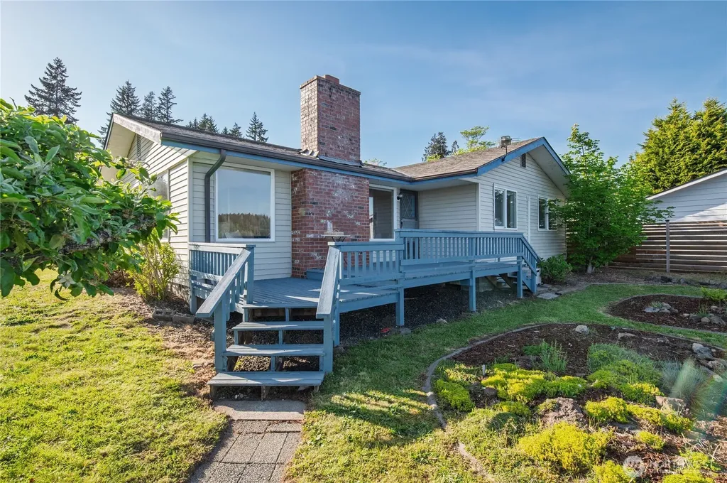 18390 E State Route 3 Allyn WA 98524